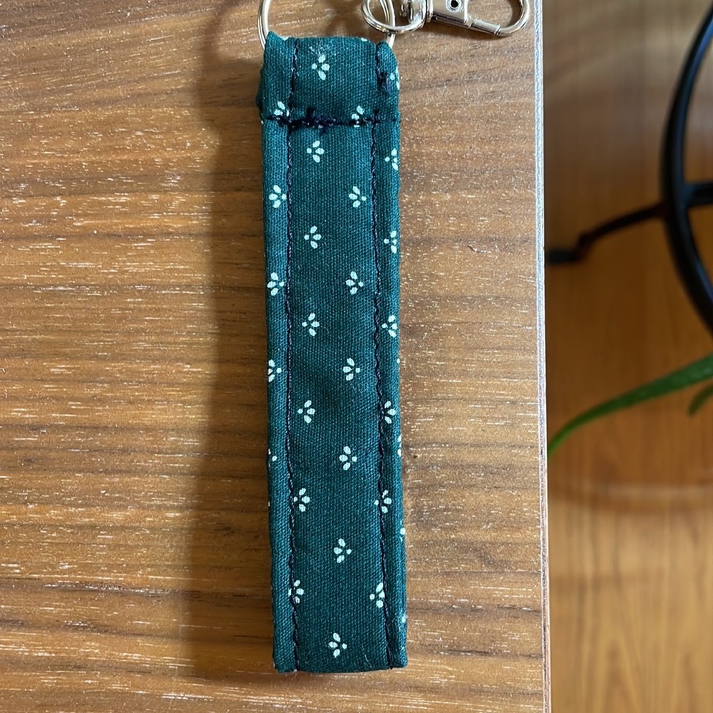 Handmade keychain - Picture 3 of 5